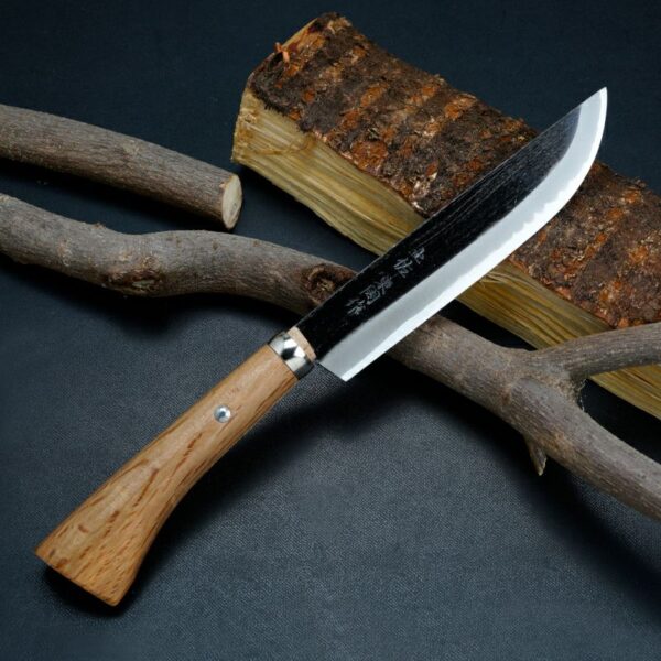 ブッシュクラフトに！兵庫県のおすすめ無骨キャンプ場＆アウトドアナイフ・鉈