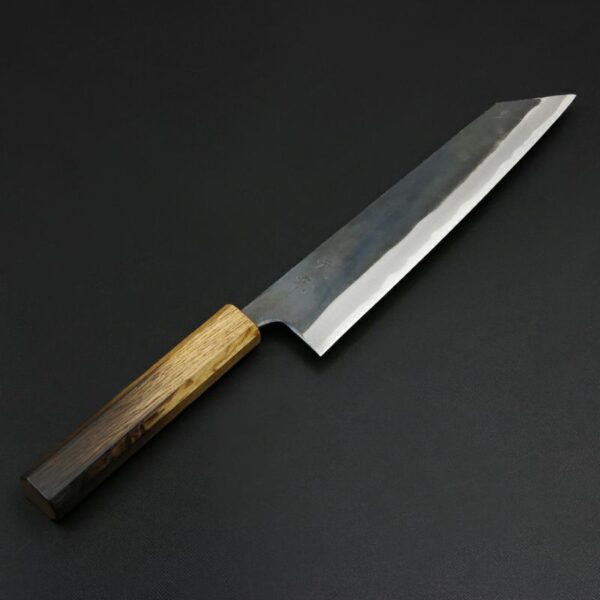 プロ向けの鋼材！青紙スーパーを使用した包丁 ステンレス包丁との違いやプロ向けの理由について